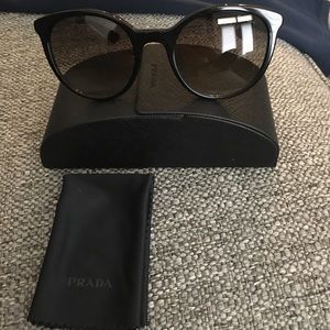 Prada Sunglasses SPR17S